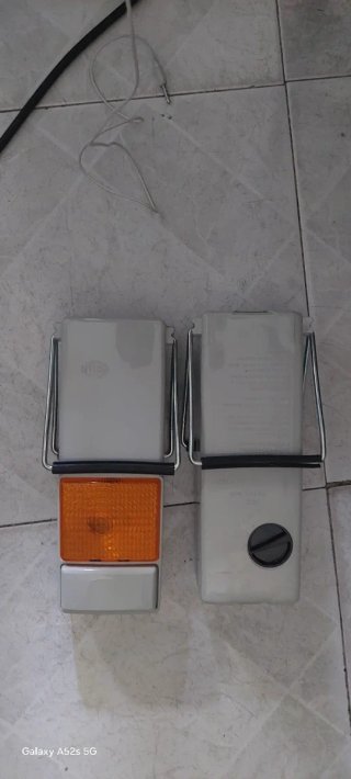 2 Balizas de emergencia Hella de los años 80.