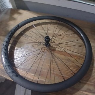 Ruedas Bontrager Carbono Aeolus Pro 37