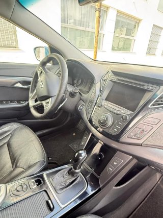 Hyundai i40 2011