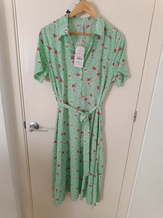 Vestido floral verde y rosa talla XL (40-42)