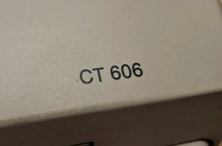 Máquina de escribir Olivetti CT 606