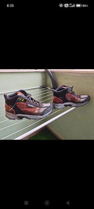 Botas Montaña Montrail Negras/Naranjas