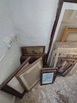 Marcos de madera antiguos (varios)