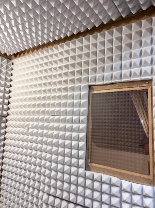 Cabina de estudio de grabación