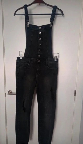 Mono vaquero negro Stradivarius