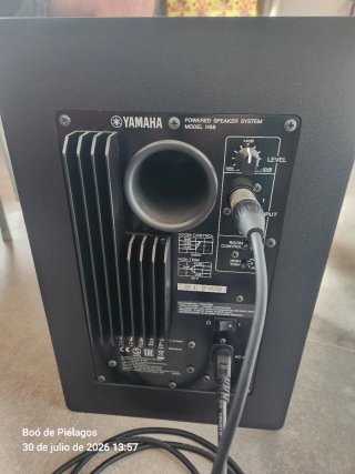 Monitores de Sonido Yamaha Negros