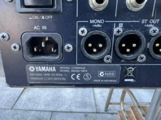 Yamaha MG32/14FX Mesa Mezclas Profesional
