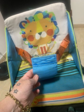 Trona portátil para bebé con diseño de león