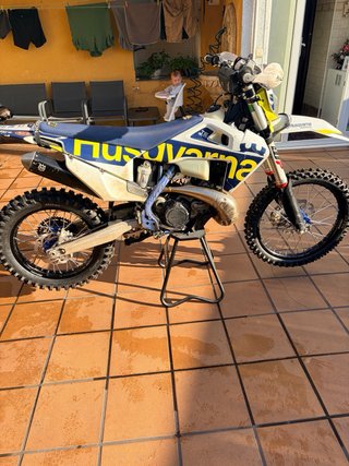 Husqvarna TE 300i Enduro Moto
