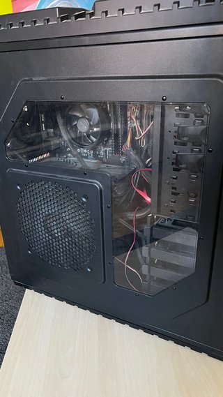 Torre PC Gaming Cooler Master Negra