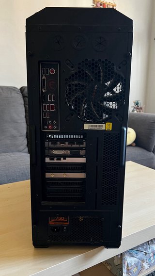 Torre PC Gaming Cooler Master Negra