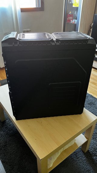 Torre PC Gaming Cooler Master Negra