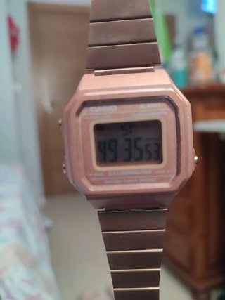 Reloj Casio Dorado Rosado Alarma Cronógrafo