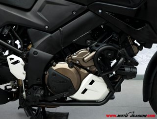 SUZUKI V-STROM 1050 XT