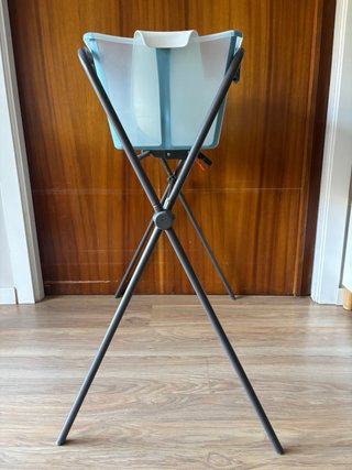 Bañera Stokke con estructura