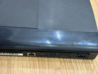 Console PS3 Ultra Slim + 6 Giochi + 2 Controller
