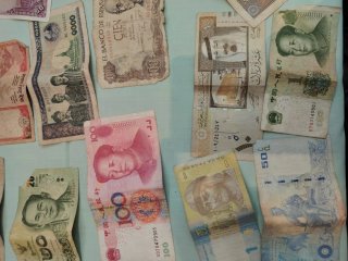 Lote Billetes Extranjeros Varios Países