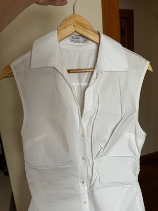 Vestido blanco Bershka sin mangas