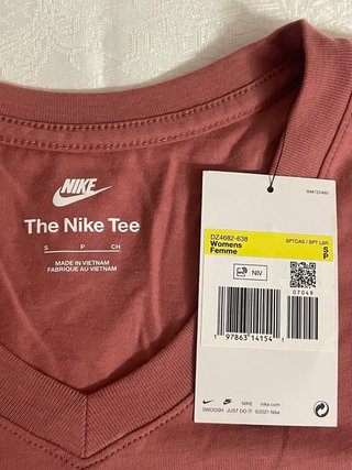 T-shirt Nike rosa taglia S
