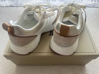 Zapatillas Latouche Beige/Blanco Talla 36