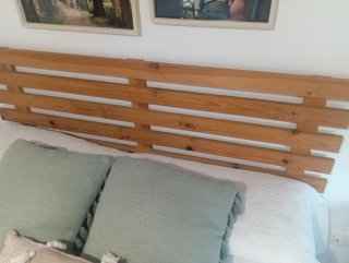 Cabecero de madera rústico