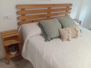 Cabecero de madera rústico