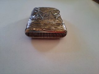 Caja "Vesta Case" de Plata Repujada