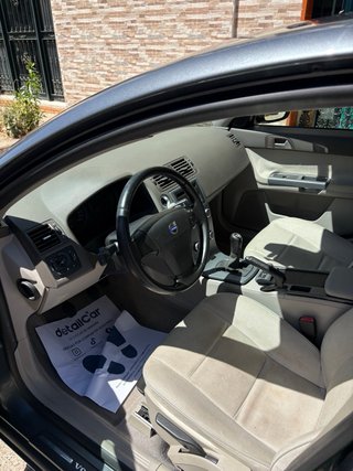 Volvo S40 2012