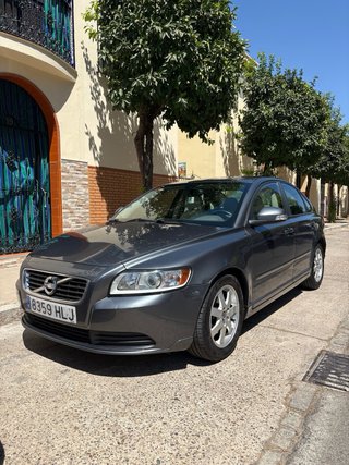 Volvo S40 2012