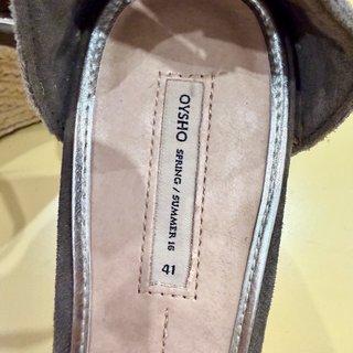 Sandalias cuña marca Oysho piel!