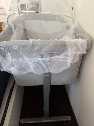 Cuna colecho Mobiclinic gris