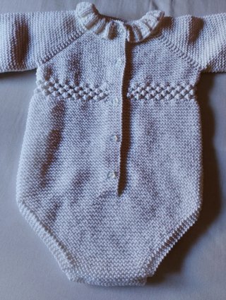 Body de algodón blanco para bebé