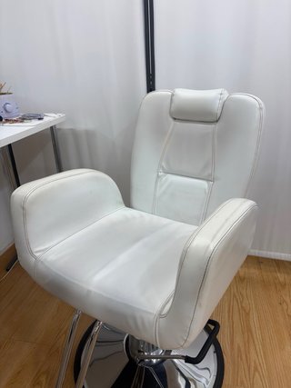 Sillón de estética reclinable blanco