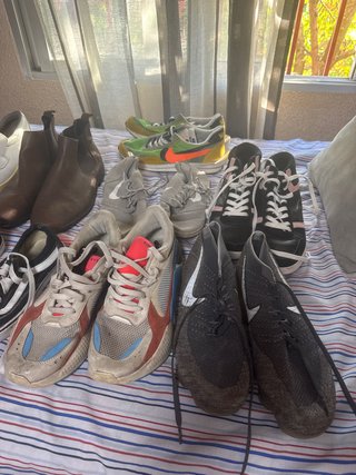 Lote de zapatillas variadas