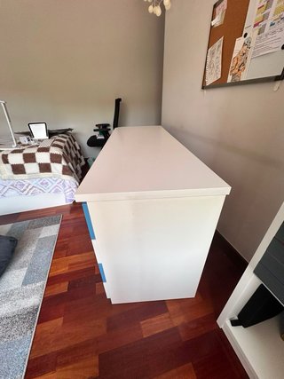 Escritorio juvenil blanco y azul