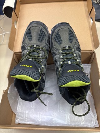 Botas de senderismo Hi-Tec grises y verdes