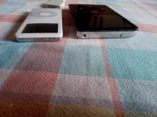 Apple iPod 5a Gen 30GB Nero + 1a Gen