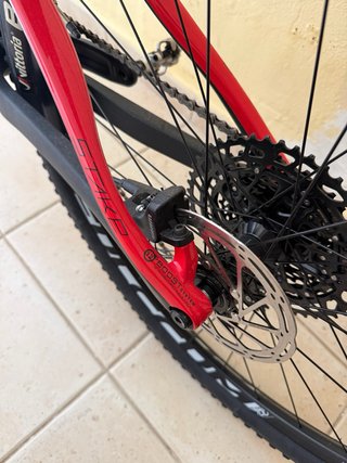 Bicicleta de carbono sin uso
