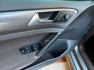 Volkswagen Golf Advance 1.5 TSI EVO 110kW (150CV) DSG