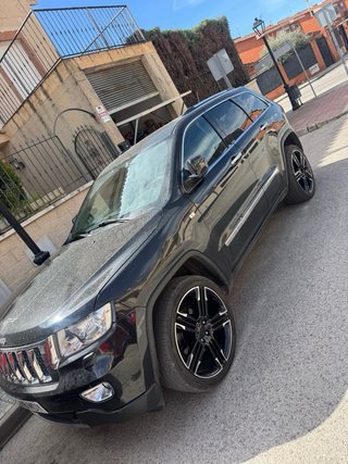 Jeep Grand Cherokee 2011