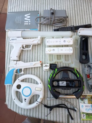 Nintendo Wii Consola y Accesorios