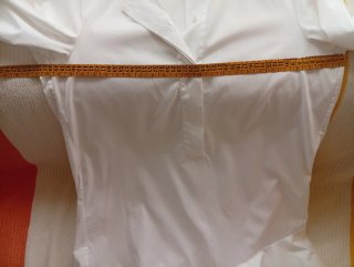 Vestido blanco con volantes