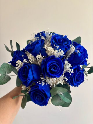 Ramo de novia y complementos azules