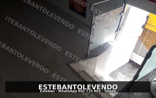 Autocar Oficina Aislado Documentado