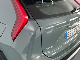 Kia Niro 1.6 GDi HEV 104kW (141CV) Drive