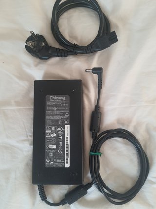 Cargador MSI 19V 3.42A 65W