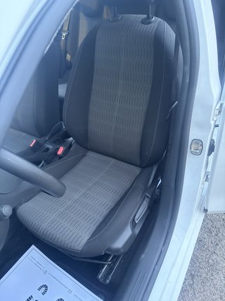 Opel Corsa 2023 impecable. 33.000 km