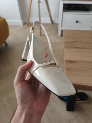 Zapatos Zara tacón ancho charol blanco