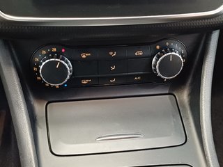 Mercedes-Benz Clase A 180-2014