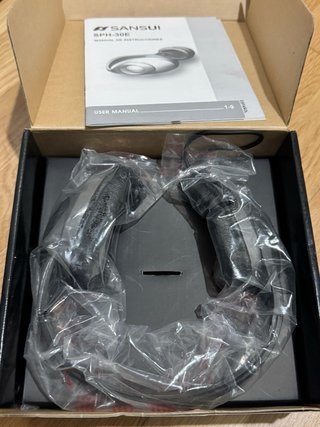 Auriculares Surround Negro y Gris